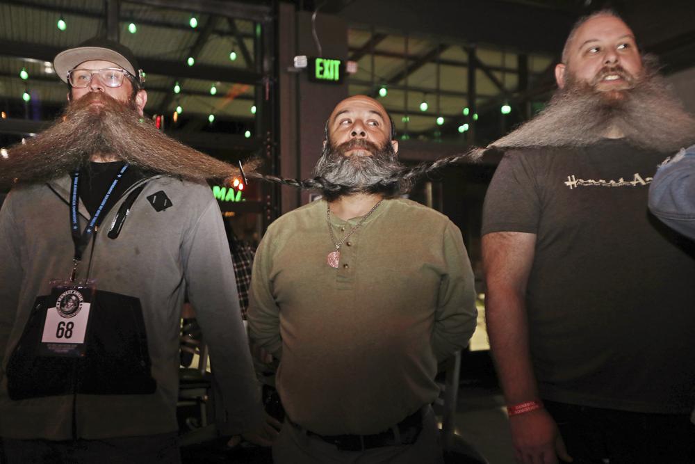 Barbudos de Wyoming reclaman nuevo récord para la cadena de barba más larga  del mundo > El Informador Venezuela